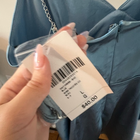 bodycon - Picture 3 of 3